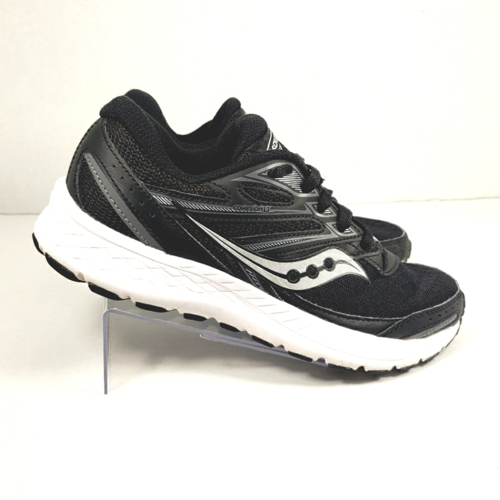 Saucony Woman's Cohesion Running shoe Woman's size 7 M
